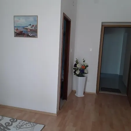 Drvenik Donja Vala 13527a Apartment Drvenik (Split-Dalmatia)