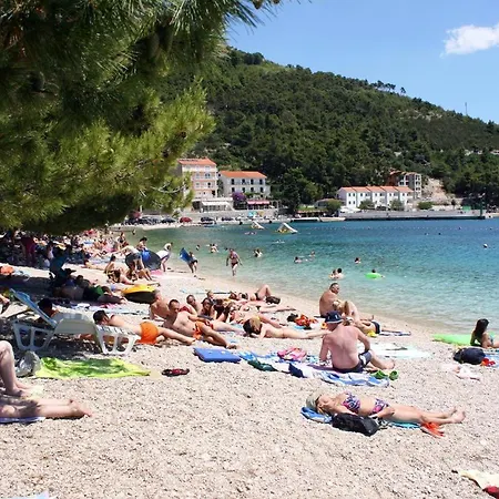 Drvenik Donja Vala 13527a * Drvenik (Split-Dalmatia)